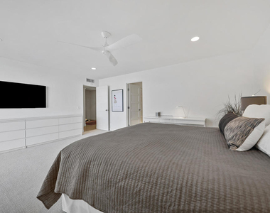 45705 Hopi Road - Photo Thumbnail 13