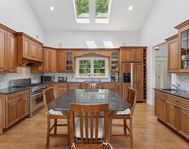 40 Overlook Drive - Photo Thumbnail 4