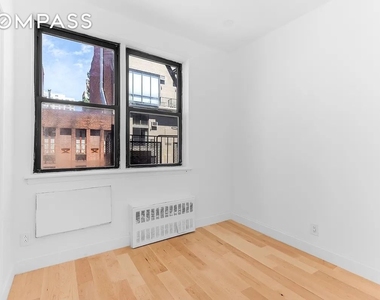 326 E 84th Street - Photo Thumbnail 4