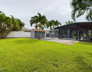 1445 Bayshore Drive - Photo Thumbnail 23