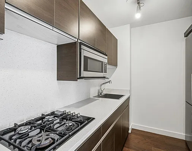 116 John Street - Photo Thumbnail 2