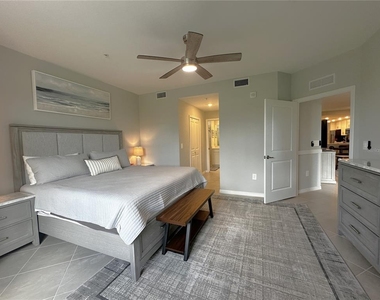 14221 Heritage Landing Boulevard - Photo Thumbnail 13