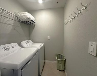 14221 Heritage Landing Boulevard - Photo Thumbnail 21