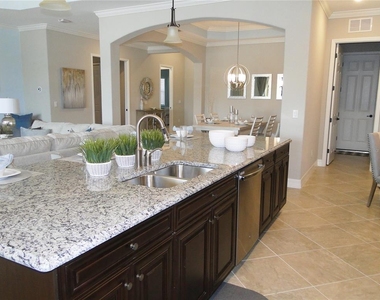 16808 Bwana Place - Photo Thumbnail 9