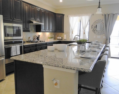 16808 Bwana Place - Photo Thumbnail 8