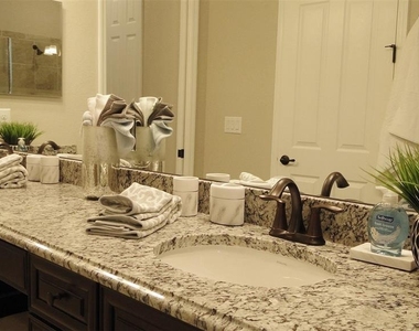 16808 Bwana Place - Photo Thumbnail 32