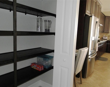 16808 Bwana Place - Photo Thumbnail 11