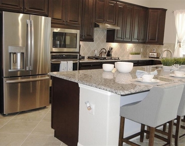 16808 Bwana Place - Photo Thumbnail 6