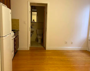 1752 1st Avenue - Photo Thumbnail 1