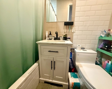 317 Pulaski Street - Photo Thumbnail 12