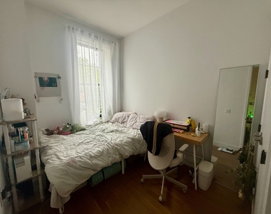 317 Pulaski Street - Photo Thumbnail 9