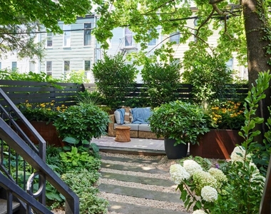 729 Chauncey Street - Photo Thumbnail 9