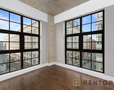 187 Kent Avenue - Photo Thumbnail 2