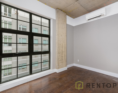 187 Kent Avenue - Photo Thumbnail 5