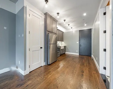 187 Kent Avenue - Photo Thumbnail 3