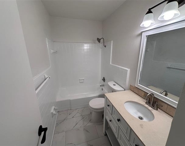 4011 Cole Avenue - Photo Thumbnail 3
