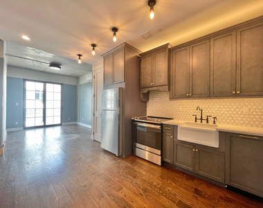 187 Kent Avenue - Photo Thumbnail 1