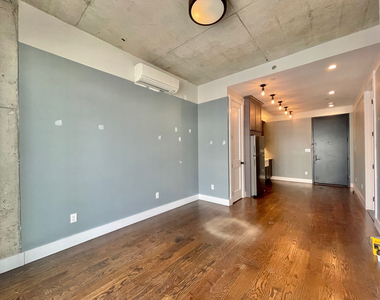 187 Kent Avenue - Photo Thumbnail 7