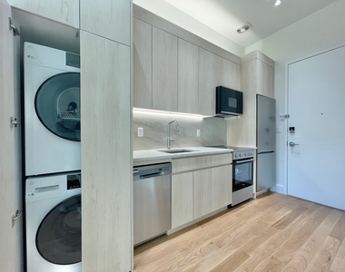 85 South 6th Street - Photo Thumbnail 2