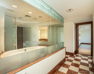 1 Gold Street - Photo Thumbnail 29
