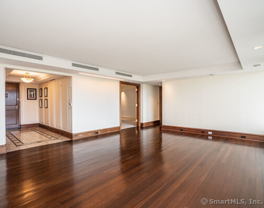 1 Gold Street - Photo Thumbnail 10