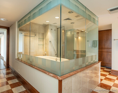 1 Gold Street - Photo Thumbnail 26