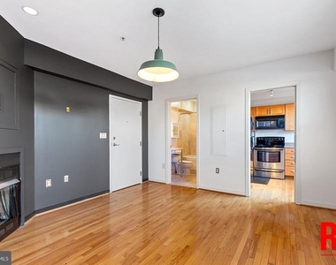 815 King Street - Photo Thumbnail 5