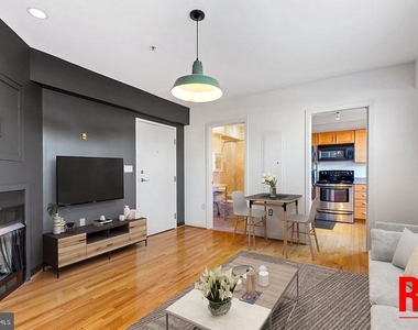 815 King Street - Photo Thumbnail 4