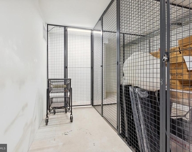 815 King Street - Photo Thumbnail 23