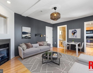 815 King Street - Photo Thumbnail 4