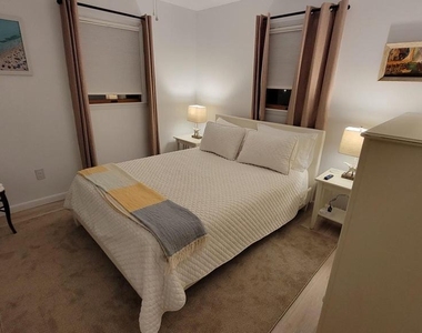 33179 Woodland Court S - Photo Thumbnail 15