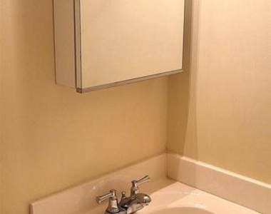 1356 Villa Way - Photo Thumbnail 8