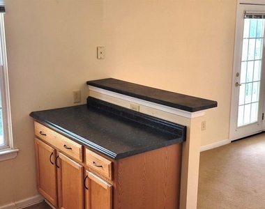 1356 Villa Way - Photo Thumbnail 2