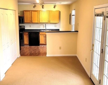 1356 Villa Way - Photo Thumbnail 4