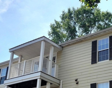 1356 Villa Way - Photo Thumbnail 6