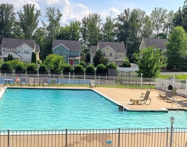 1356 Villa Way - Photo Thumbnail 27