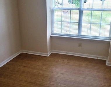 1356 Villa Way - Photo Thumbnail 21