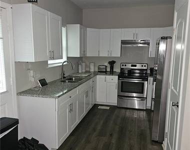 971 Colquitt Place Nw - Photo Thumbnail 3