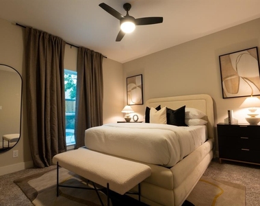 10023 Piping Rock Lane - Photo Thumbnail 21