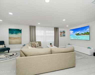 363 Harbor Drive - Photo Thumbnail 19