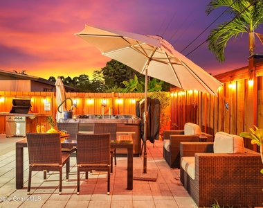 363 Harbor Drive - Photo Thumbnail 2