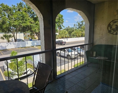 7701 Starkey Road - Photo Thumbnail 6