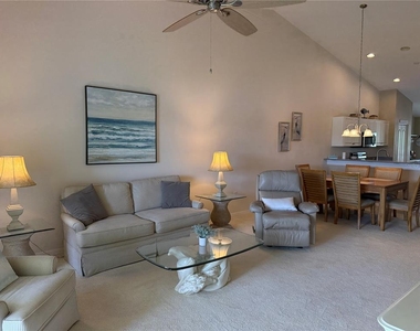 5320 Hyland Hills Avenue - Photo Thumbnail 8
