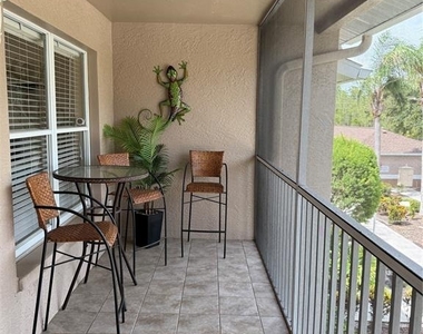 5320 Hyland Hills Avenue - Photo Thumbnail 2