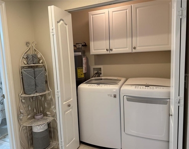 5320 Hyland Hills Avenue - Photo Thumbnail 23