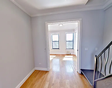 60 Avenue B - Photo Thumbnail 9