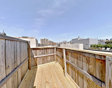 60 Avenue B - Photo Thumbnail 7