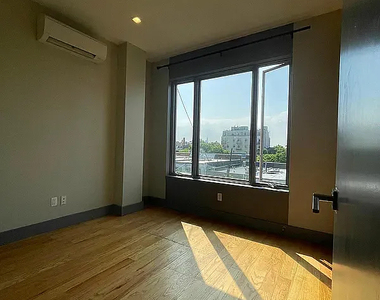 337 Melrose Street - Photo Thumbnail 1