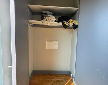 337 Melrose Street - Photo Thumbnail 10