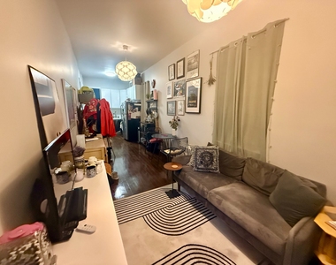 26 Wilson Avenue - Photo Thumbnail 7